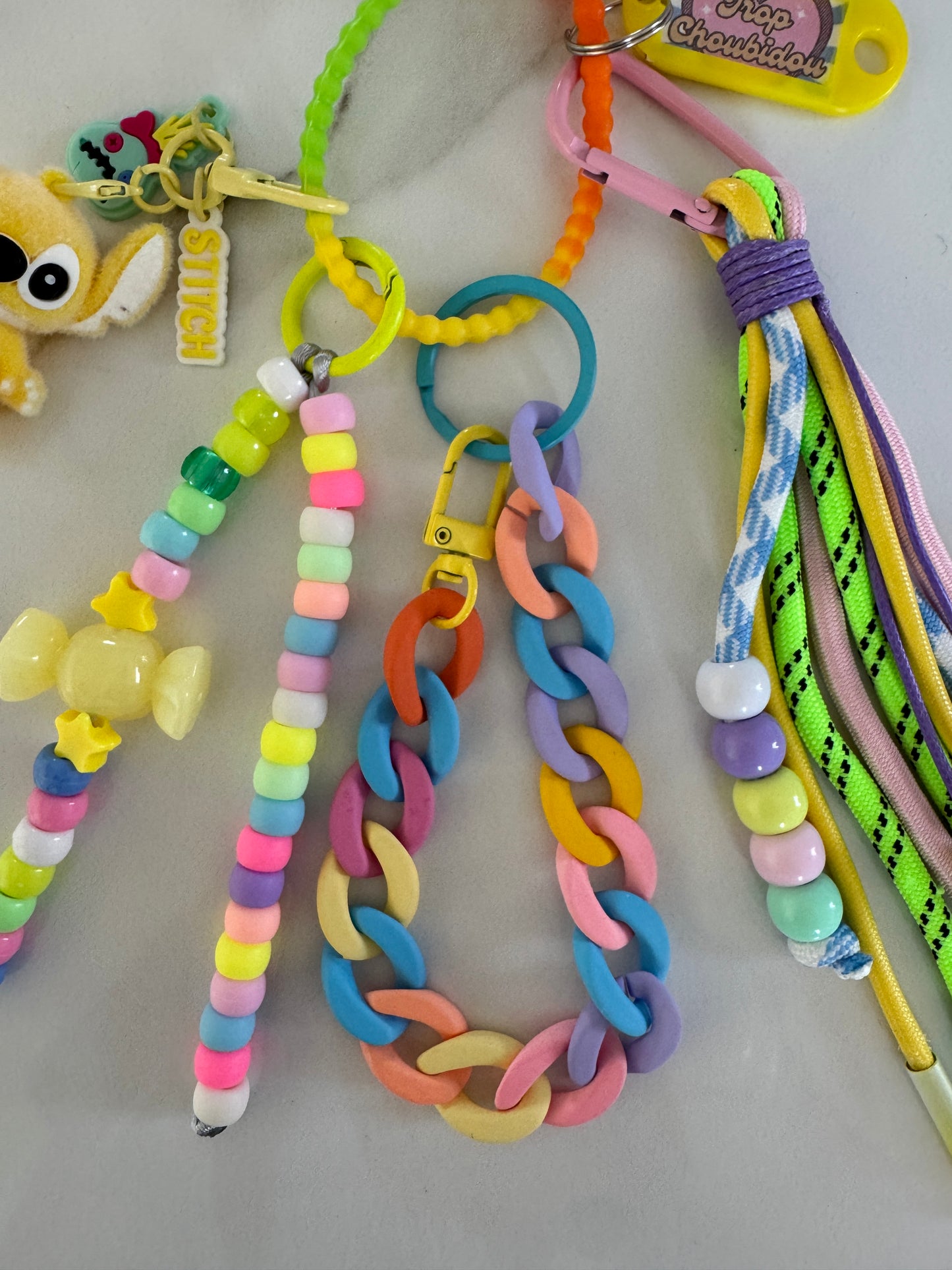 Grigri Stitch Jaune – Édition Trop Choubidou