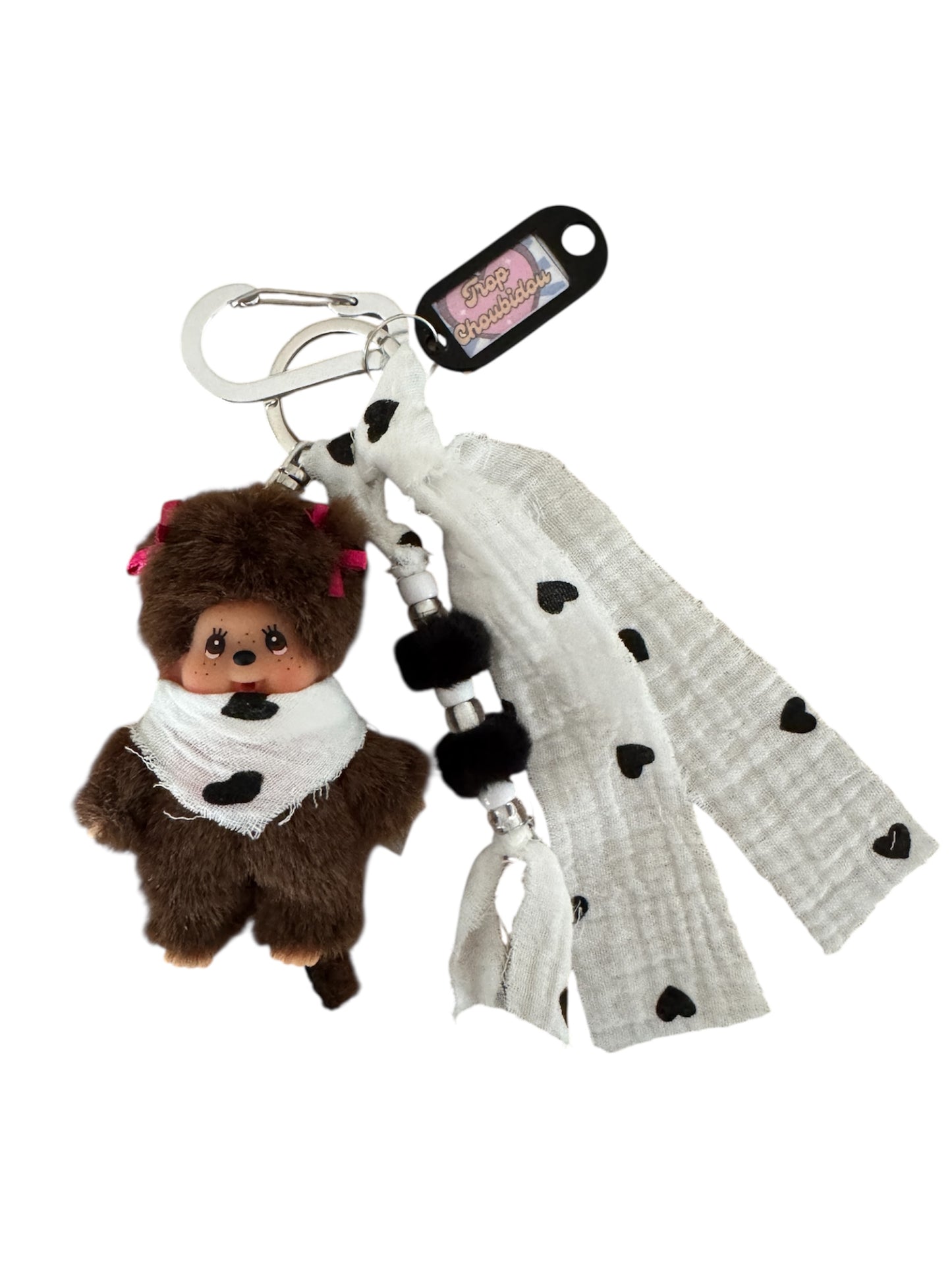 Grigri Monchhichi – Gaze de coton cœurs noirs | Édition Trop Choubidou